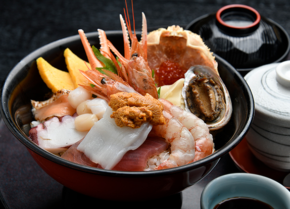 特選海鮮丼